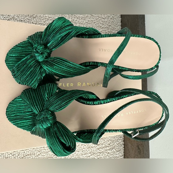 NIB Loeffler Randall Camellia Bow with ankle strap - Picture 6 of 7